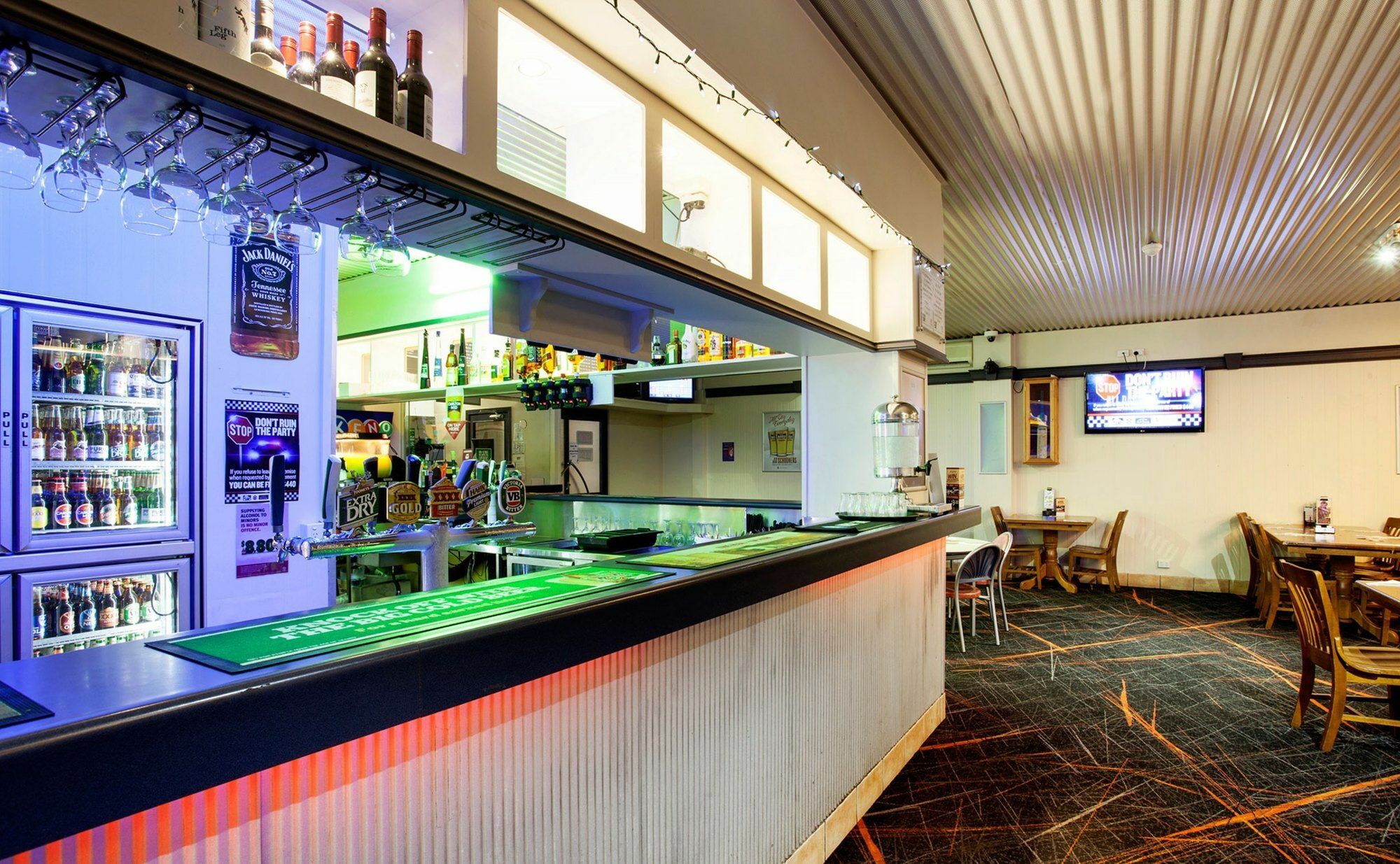 Nightcap At Atherton Hotel Exterior photo
